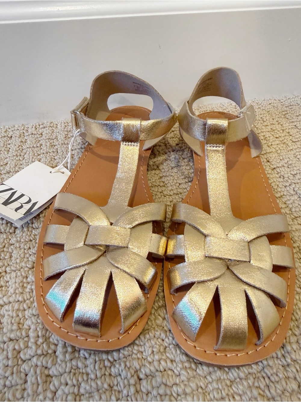 ZARA Gold Leather Fisherman Sandals NWT Women’s size 6.5 - Picture 2 of 6